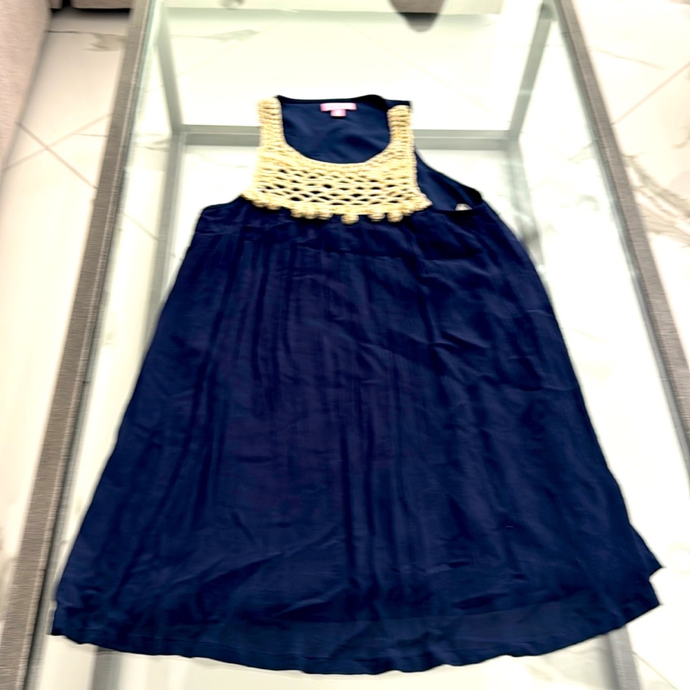 LILLY PULITZER SIZE S DRESS.  
Smoke/Pet Free Home.  
GOOD CONDITION